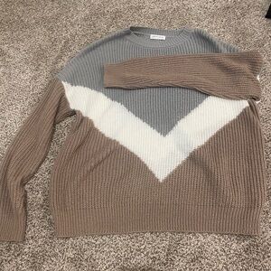Womens Gray and Brown Sweater